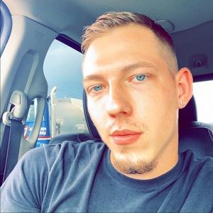 Meet your Posher, Troy